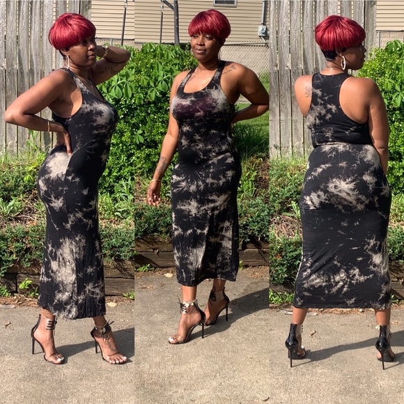 BLACK TANK TOP RACERBACK TIE DYE MAXI DRESS - Picture 2 of 4